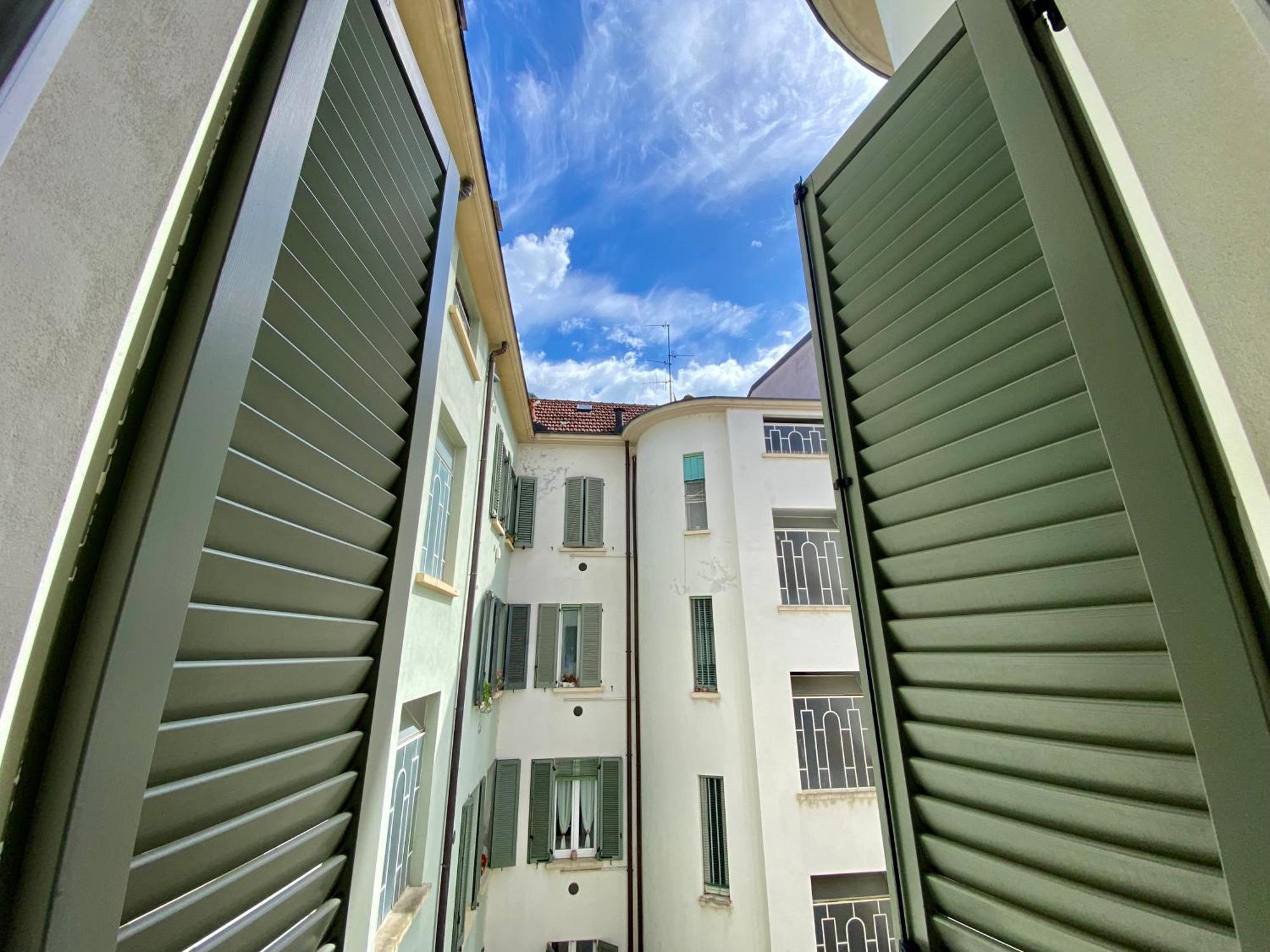 Comoluxhouse- Intero Appartamento Zimmer foto